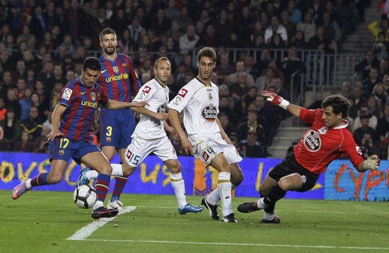 纳珍利精密机械logo设计案例